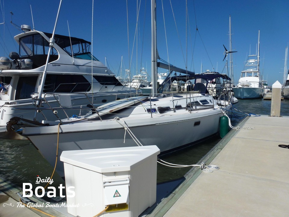 1997 Catalina 38 for sale. View price, photos and Buy 1997 Catalina 38