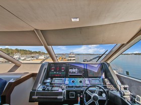 Αγοράστε 2019 Sunseeker 86 Yacht