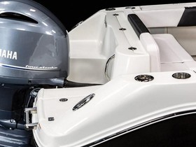 2022 Robalo R202Ex