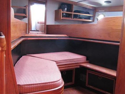 1974 Cuttyhunk 54