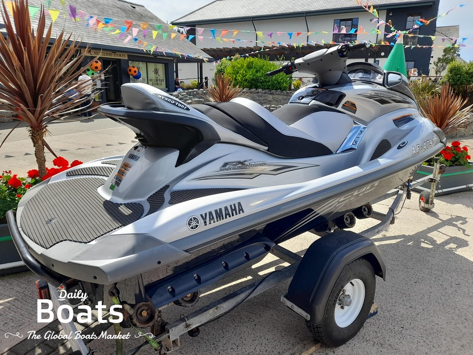 2008 Yamaha WaveRunner Fx Cruiser à vendre. Voir le prix, les photos et