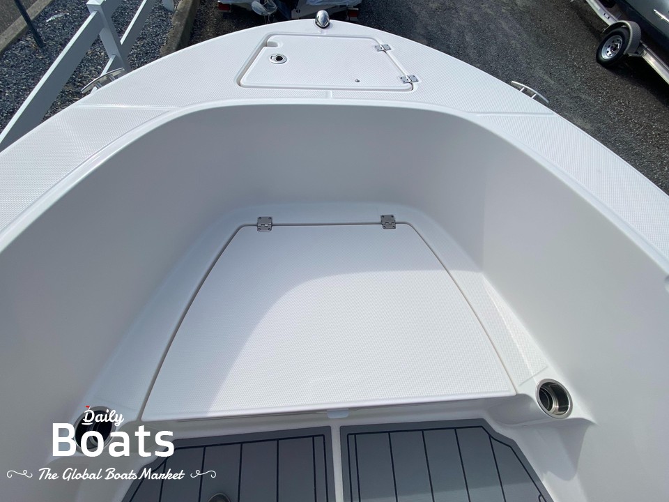 2017 Robalo R180 Center Console for sale. View price, photos and Buy ...