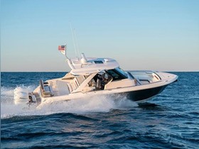 Tiara Yachts 34 Ls