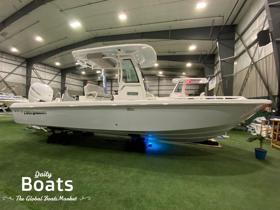 2022 Everglades 253 for sale. View price, photos and Buy 2022