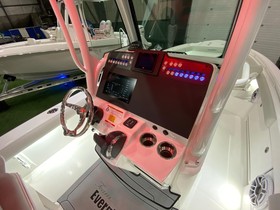 2022 Everglades 253 for sale