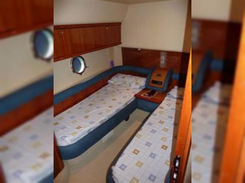 Købe 2001 Azimut 55
