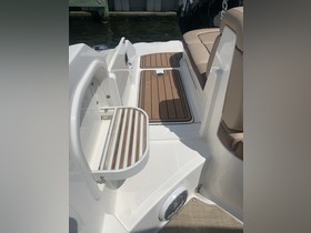 Vegyél 2017 Sea Ray Sdx 270 Outboard