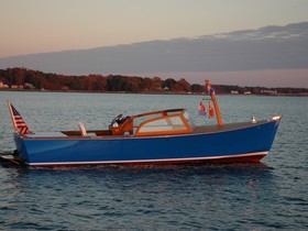 2005 Devlin Center Console Dayboat