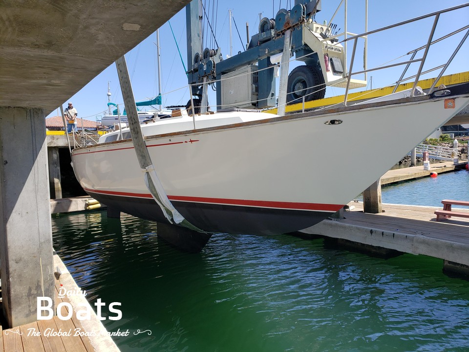 1981 C&C 38 Landfall for sale. View price, photos and Buy 1981 C&C 38