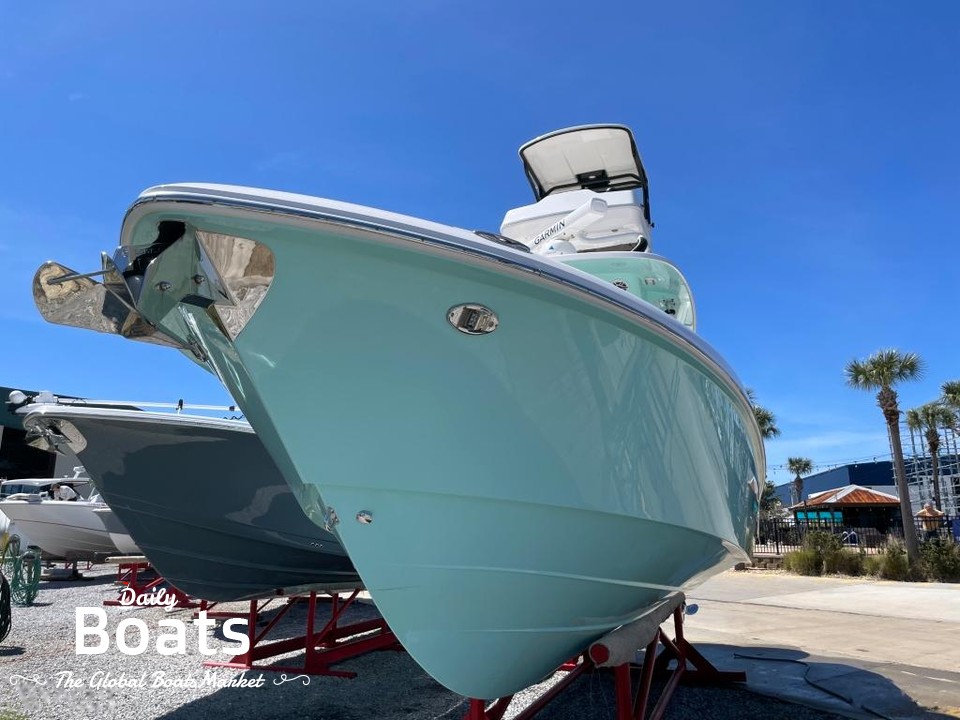 2021 Everglades 335 Center Console for sale. View price, photos and Buy