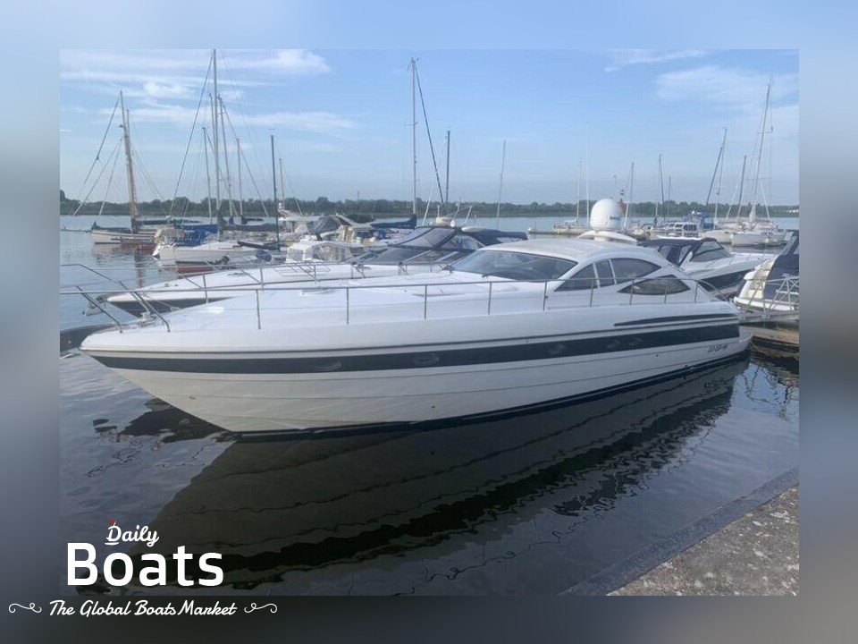 2001 Pershing 52 Ht