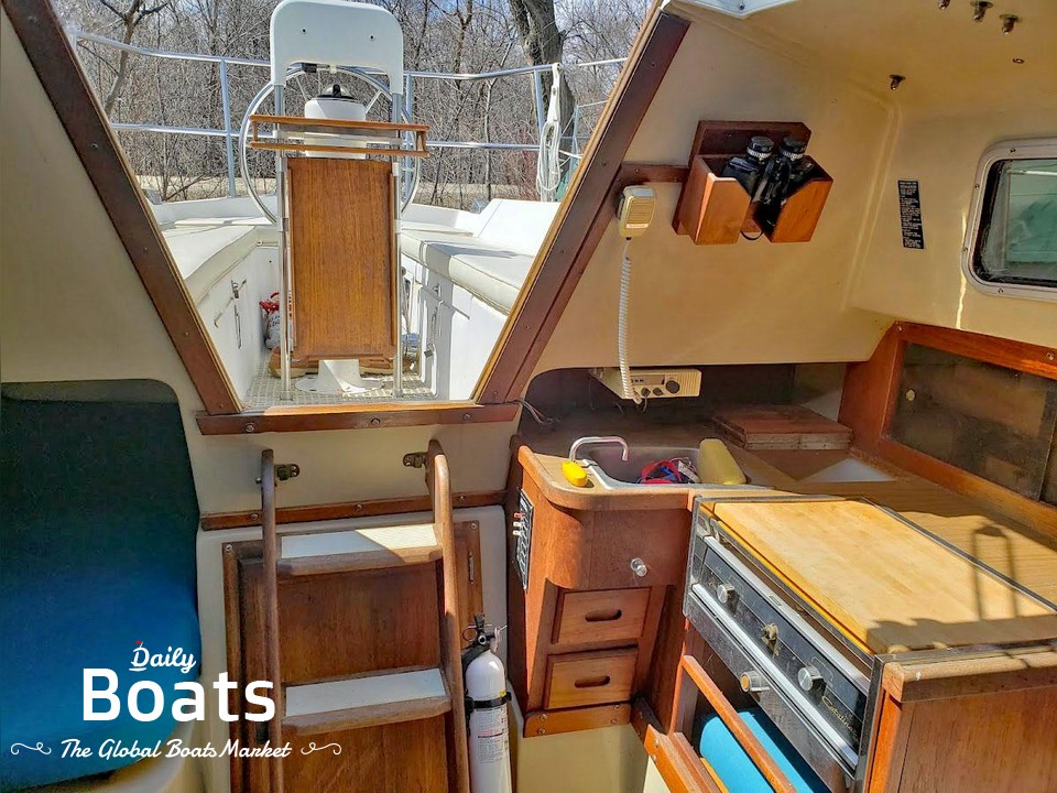 1981 Catalina 27 for sale. View price, photos and Buy 1981 Catalina 27