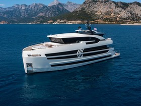 2022 Lazzara Yachts Uhv 87 for sale