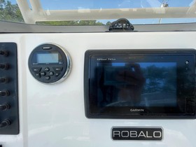 2016 Robalo R200 Center Console