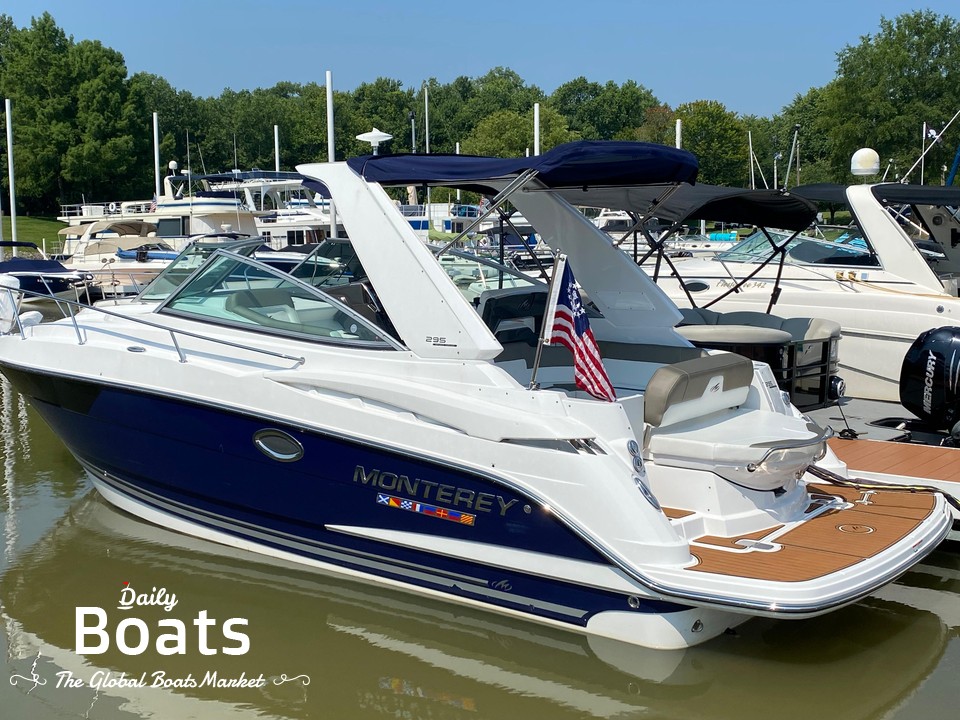 2017 Monterey 295 Sport Yacht for sale. View price, photos and Buy 2017