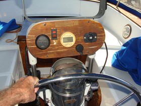 1980 Endeavour Center Cockpit for sale