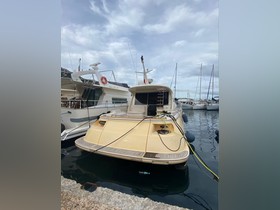 Osta 2010 Mochi Craft 54' Dolphin