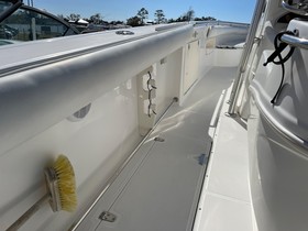 2004 Boston Whaler 320 Outrage