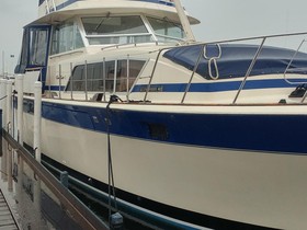 1984 Chris-Craft 410 Commander Yacht на продажу