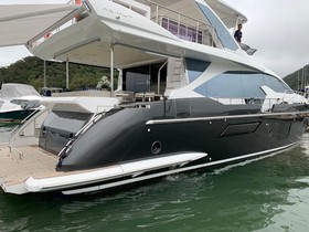 Kjøpe 2017 Azimut 74