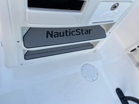 Buy 2022 NauticStar 2102 Legacy