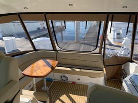 2013 Cruisers Yachts 430 Sc