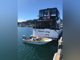 Kjøpe 1985 Ocean Alexander Pilothouse Sedan