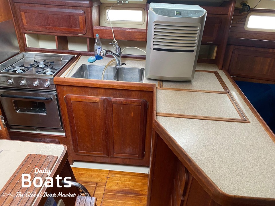 1993 Hunter 37.5 for sale. View price, photos and Buy 1993 Hunter 37.5 ...