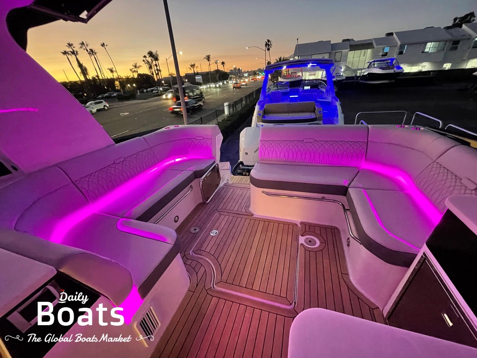 2022 Sea Ray 370 Sundancer Outboard for sale. View price, photos and