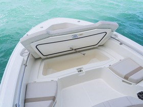 2022 Boston Whaler 250 Dauntless