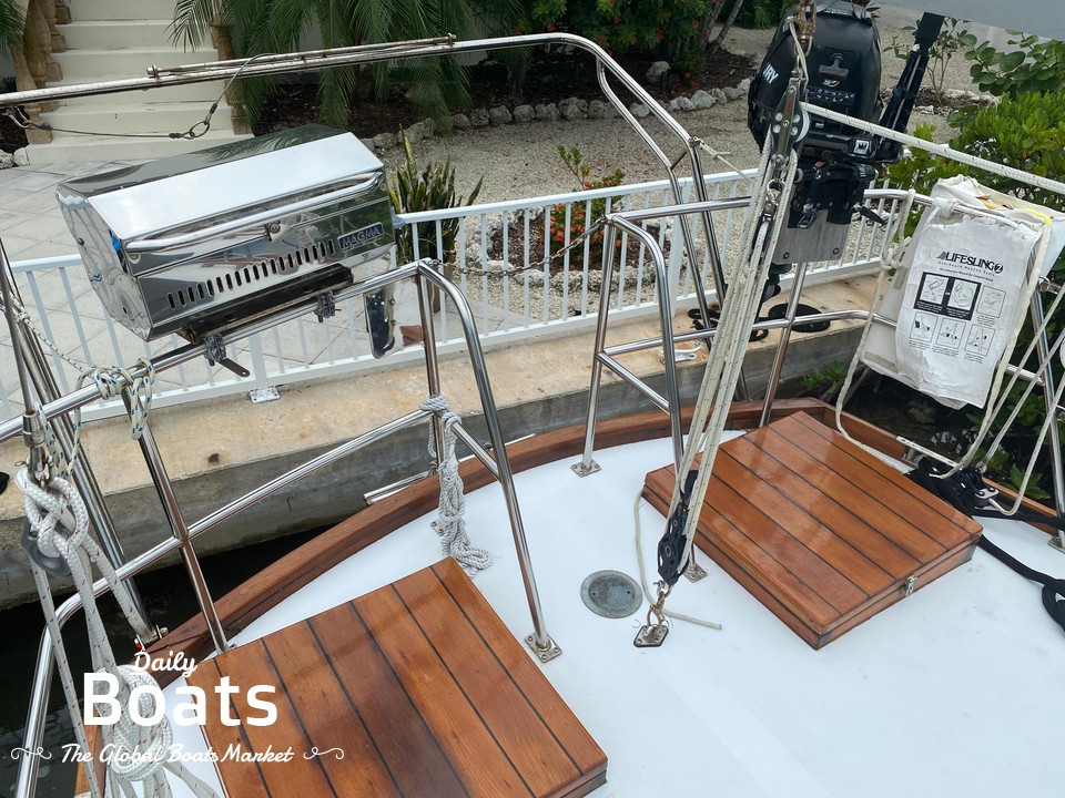 1973 Alden Dolphin 47 for sale. View price, photos and Buy 1973 Alden