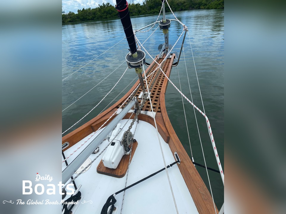 1973 Alden Dolphin 47 for sale. View price, photos and Buy 1973 Alden