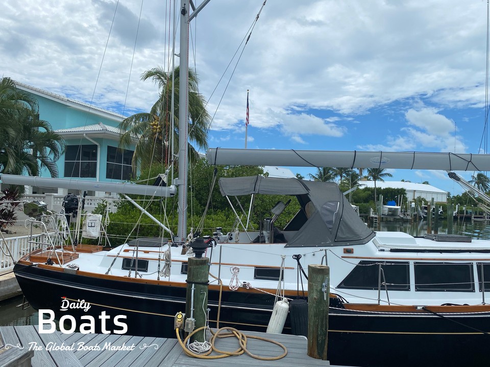 1973 Alden Dolphin 47 for sale. View price, photos and Buy 1973 Alden