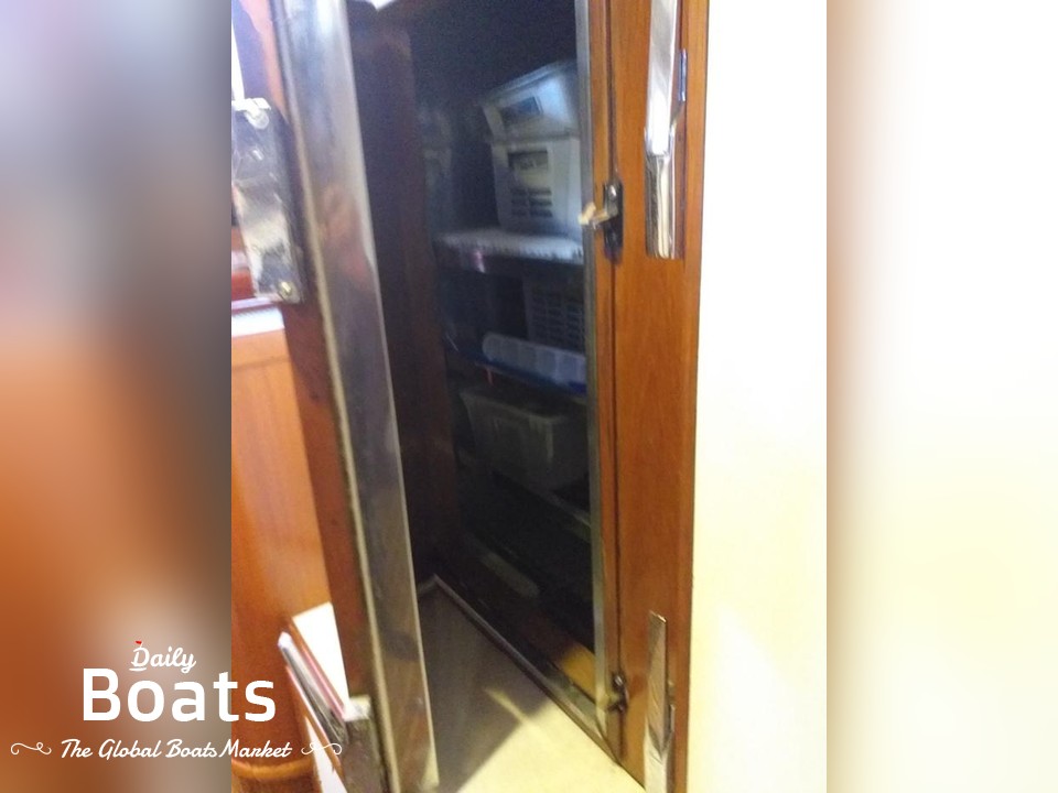 1991 Sailboat Gilles Vaton Trehard 82 for sale. View price, photos and