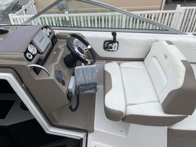 2016 Regal 26 Express Cruiser zu verkaufen