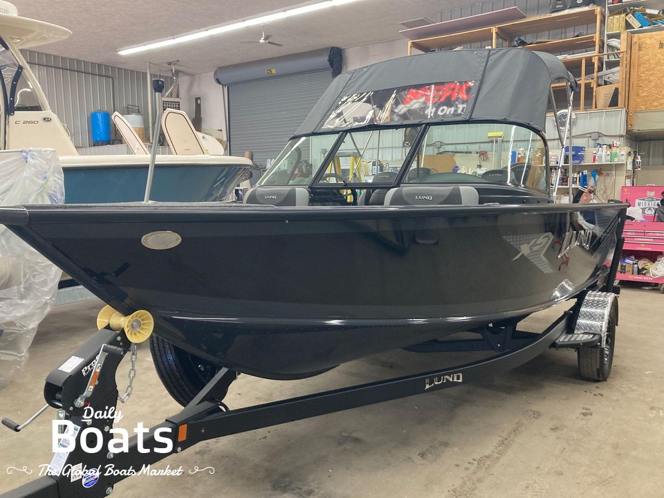 2022 Lund 1875 Crossover Xs for sale. View price, photos and Buy 2022