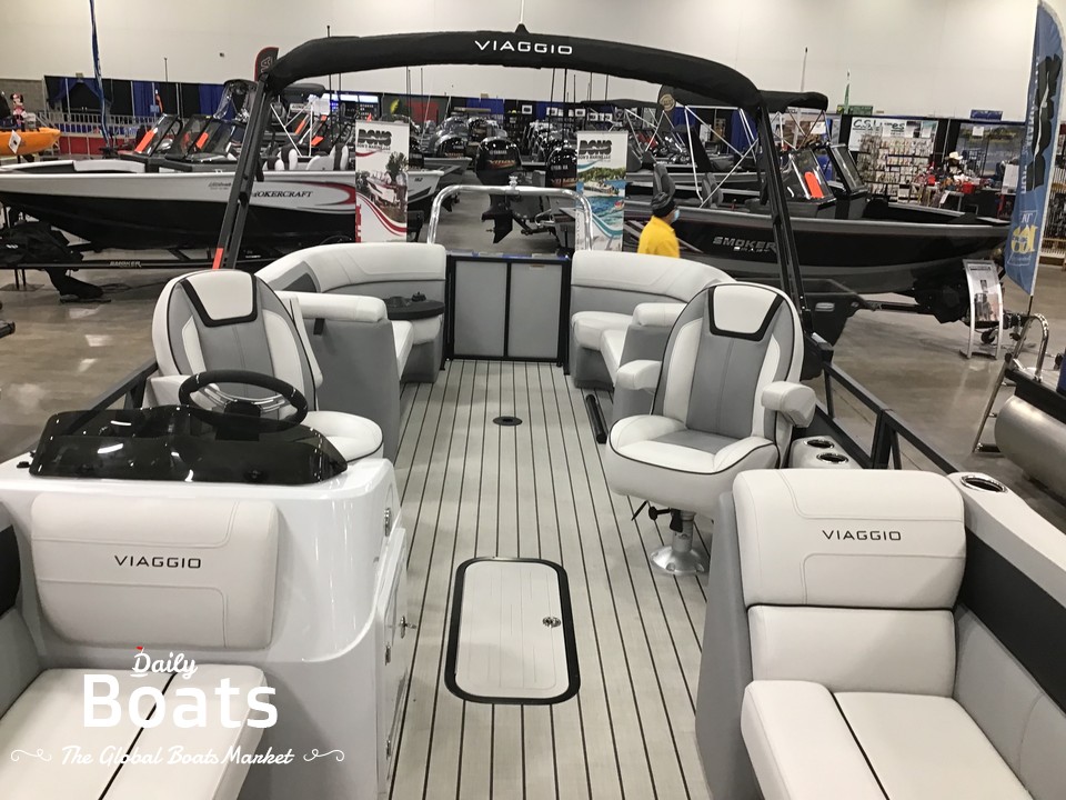 2022 Misty Harbor L22U Double "U" Int./ Full Tripletoon for sale. View