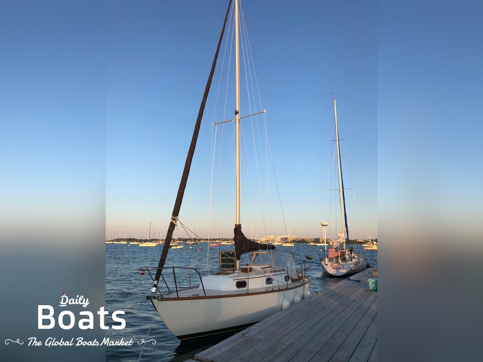 1983 Cape Dory 27 for sale. View price, photos and Buy 1983 Cape Dory