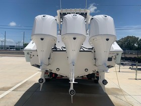 2022 Edgewater 370Cc