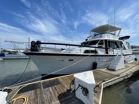 Hatteras Yacht Fisher