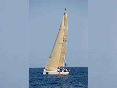 Dufour 44 Performance