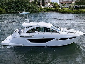 2019 Cruisers Yachts Cantius for sale