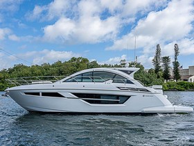 2019 Cruisers Yachts Cantius προς πώληση