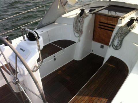 2011 Hanse 355 for sale