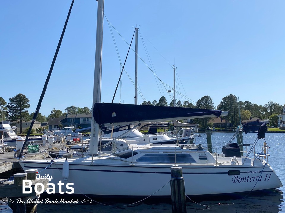 1989 Hunter Vision 32 for sale. View price, photos and Buy 1989 Hunter