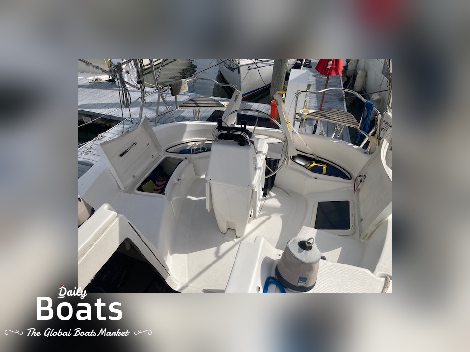 2001 Hunter 320 for sale. View price, photos and Buy 2001 Hunter 320 ...