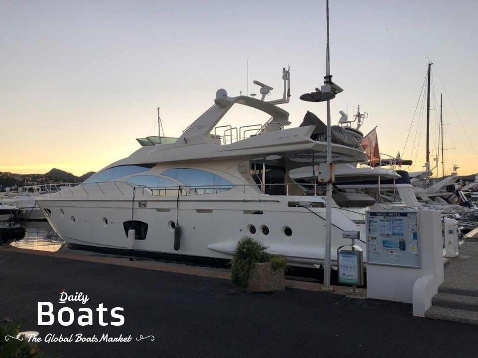 2005 Azimut 75