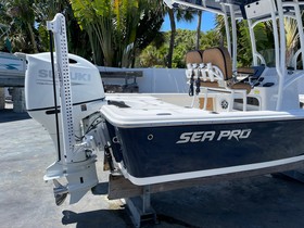 2022 Sea Pro 208 Bay