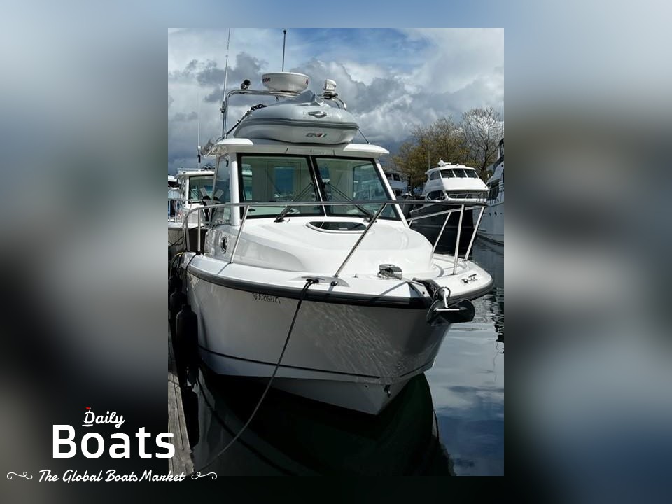 2018 Boston Whaler 285 Conquest Pilothouse for sale. View price, photos