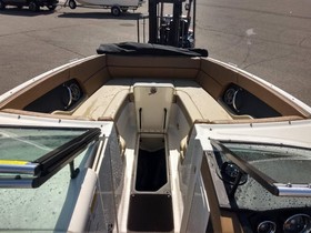 2015 Sea Ray 240 Sundeck Outboard